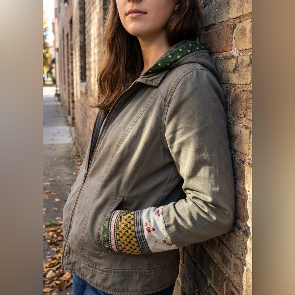 🌿 Others Follow Green Boho Hooded Jacket – Size Small 🌿